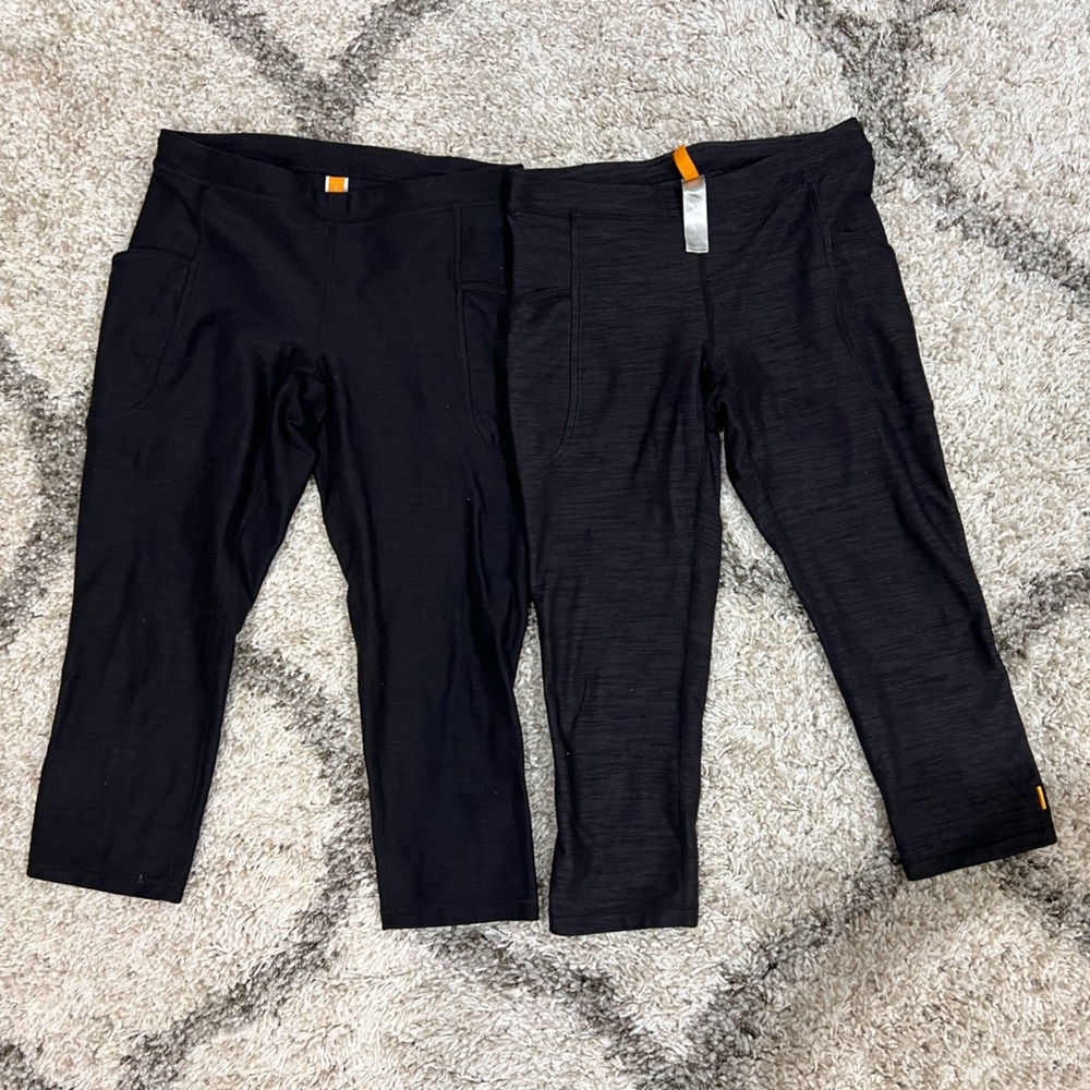 Lucy Cropped Leggings w/Pockets Black and Charcoal Gray 2 Pairs Small Petite
